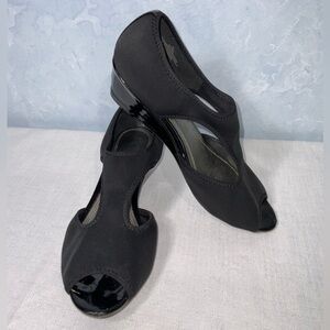 IMPO Black Gloria Open Toe 1.5” Wedge Classic Simple Dressy Shoe Size 7